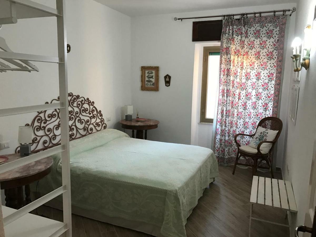 Bed and Breakfast Le 25 Tartarughe Santa Teresa di Gallura Esterno foto
