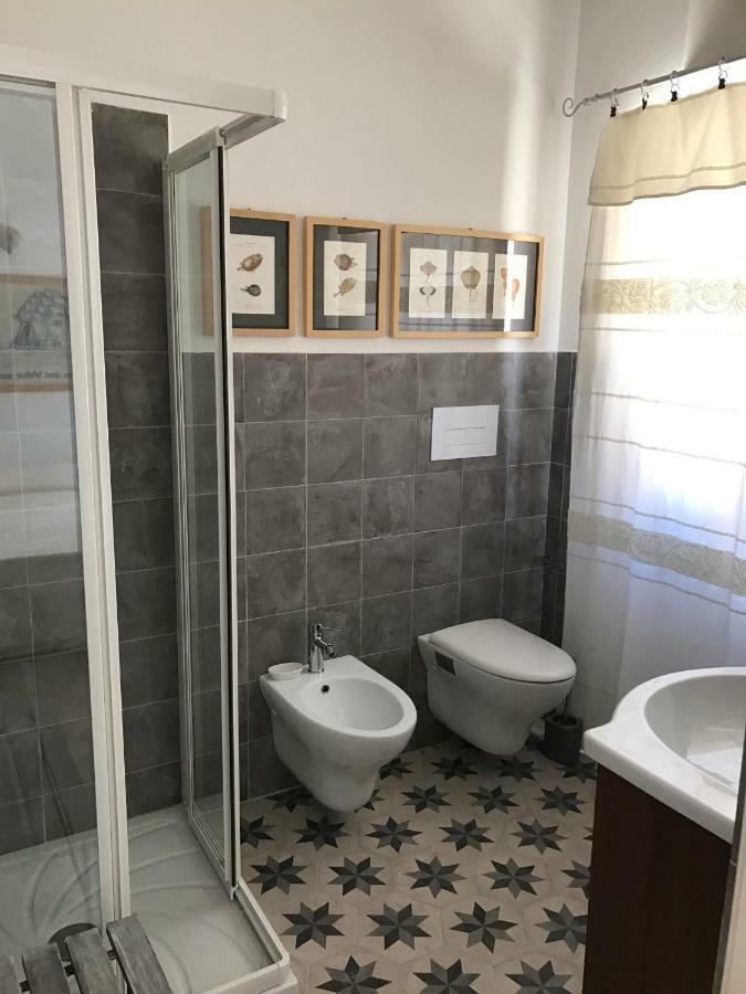 Bed and Breakfast Le 25 Tartarughe Santa Teresa di Gallura Esterno foto