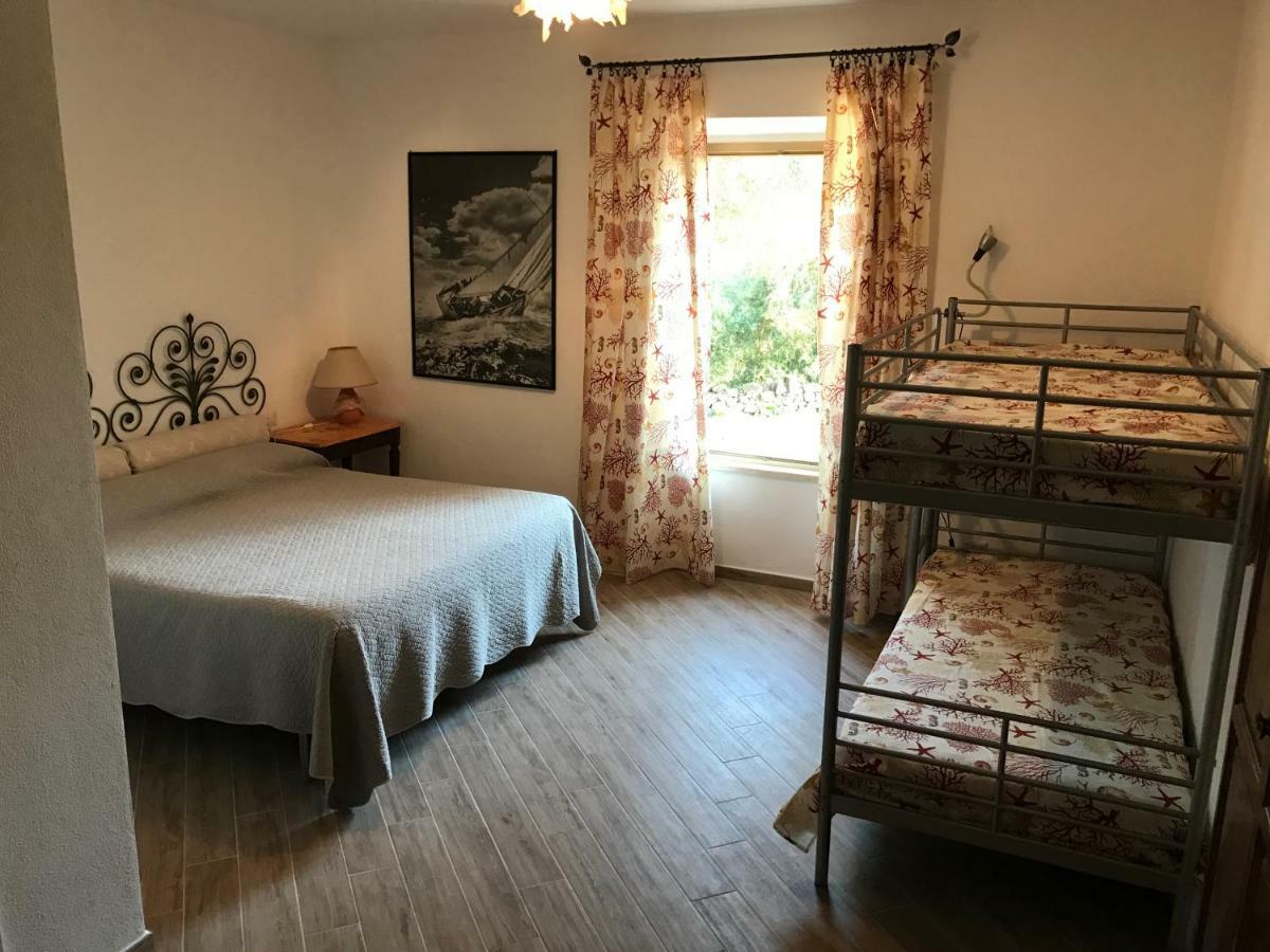 Bed and Breakfast Le 25 Tartarughe Santa Teresa di Gallura Esterno foto