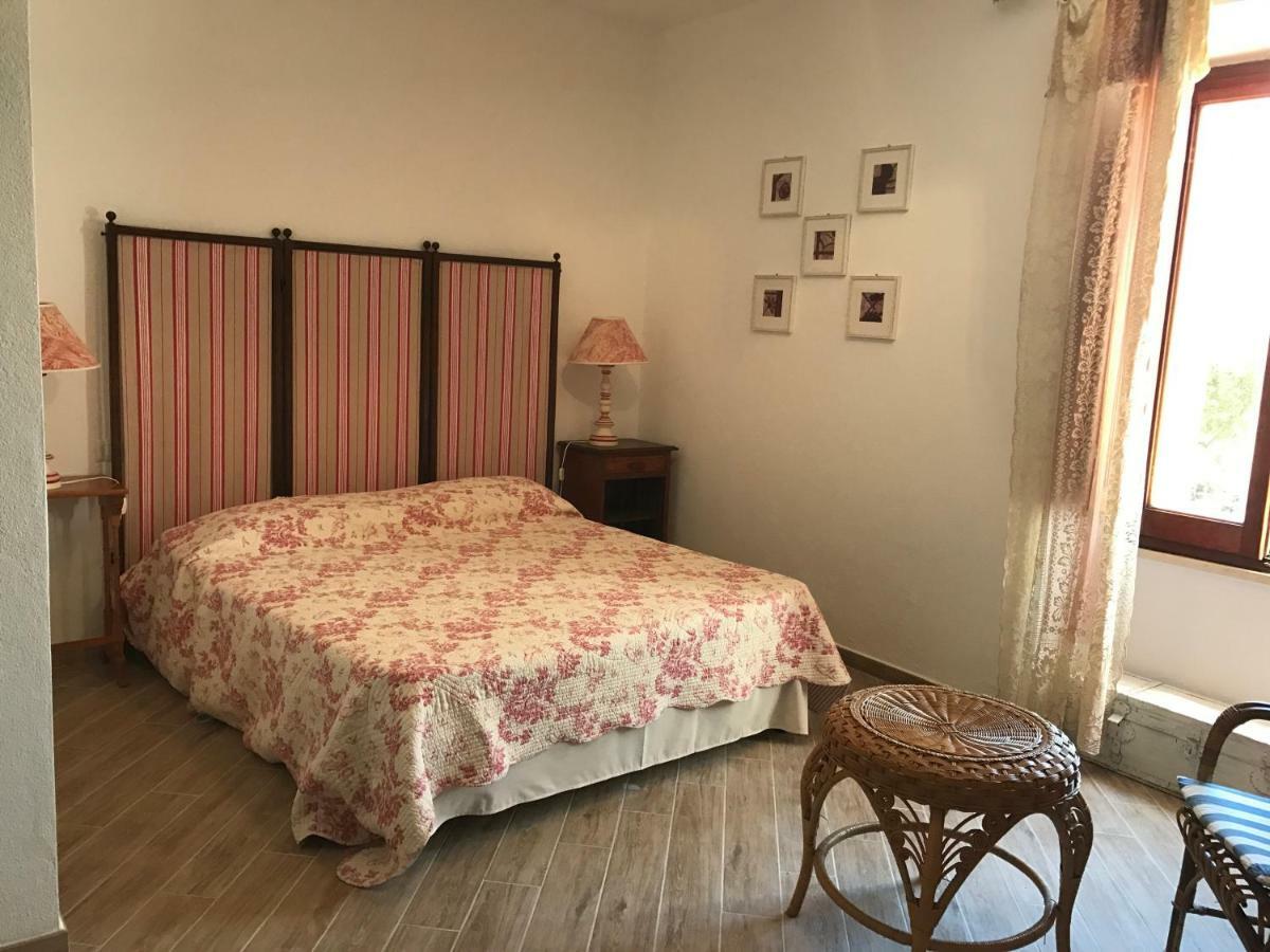 Bed and Breakfast Le 25 Tartarughe Santa Teresa di Gallura Esterno foto